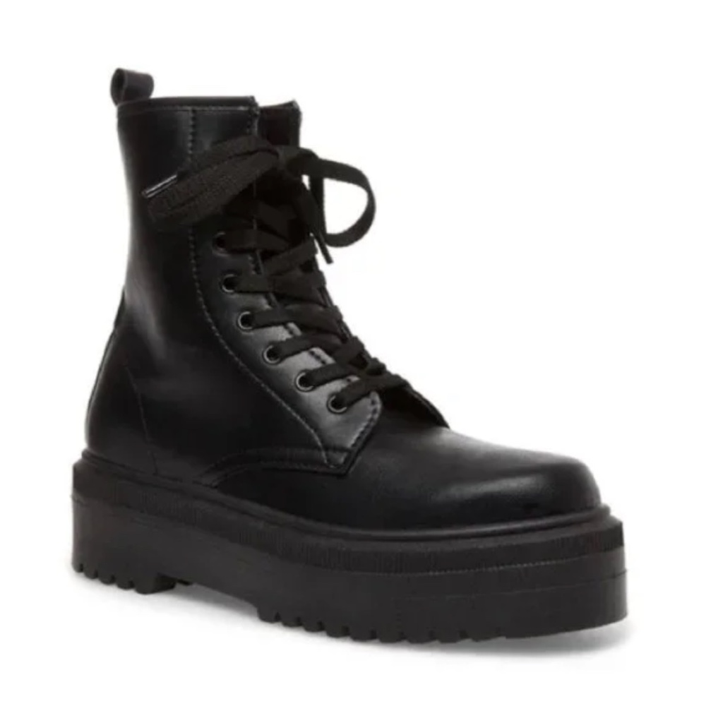 Steve Madden Women's KENTON Chunky Platform Combat Boots